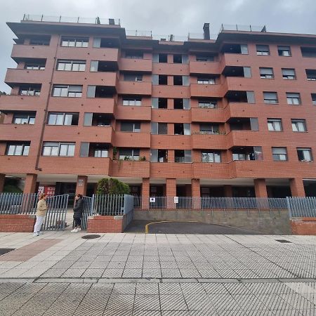 Apartament Piso Zona Hospital 6 Personas Oviedo Zewnętrze zdjęcie